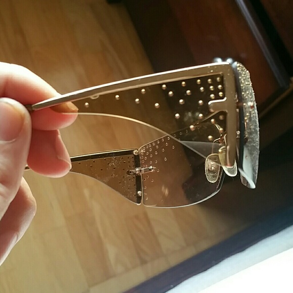 Fendi Accessories - Authentic brown Fendi glasses!